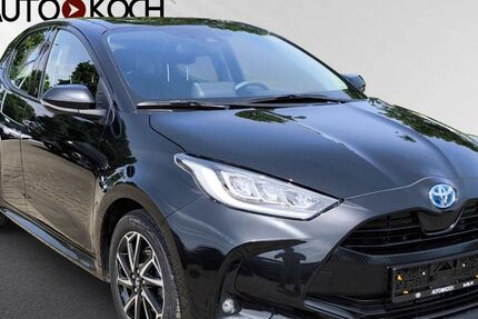 Toyota Yaris 30.148 km 19.899 &euro; Eschweiler 52249