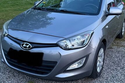 Hyundai i20 138.000 km 4.200 &euro; Niederzier 52382