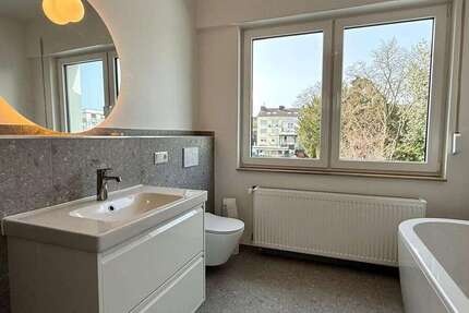 Haus Düren Distelrath - 2 Zimmer, 115 m&sup2;, 1.390&euro; | Angebot:26032897