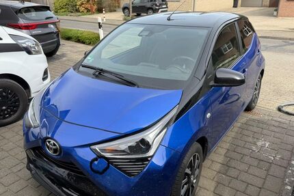 Toyota Aygo (X) 36.140 km 12.900 &euro; Gangelt-Brüxgen 52538