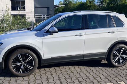 VW Tiguan 125.000 km 15.500 &euro; Stolberg 52223