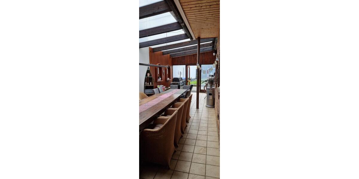 Reihenhaus Alsdorf - 9 Zimmer, 210 m&sup2;, 389.000&euro; | Angebot:27009075