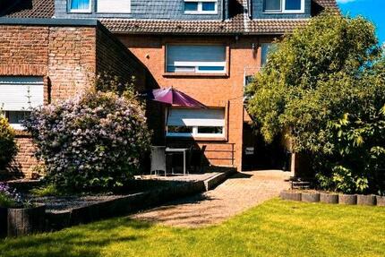Haus Baesweiler - 9 Zimmer, 240 m&sup2;, 495.000&euro; | Angebot:26718353
