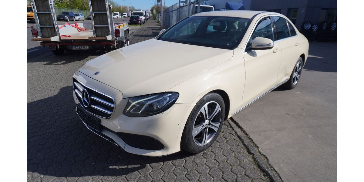 Mercedes-Benz E 200 451.530 km 7.900 &euro; Düren 52353