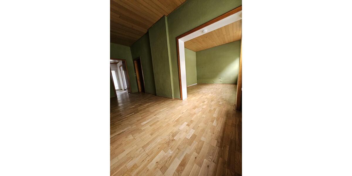 Einfamilienhaus Herzogenrath - 6 Zimmer, 121 m&sup2;, 250.000&euro; | Angebot:26412375