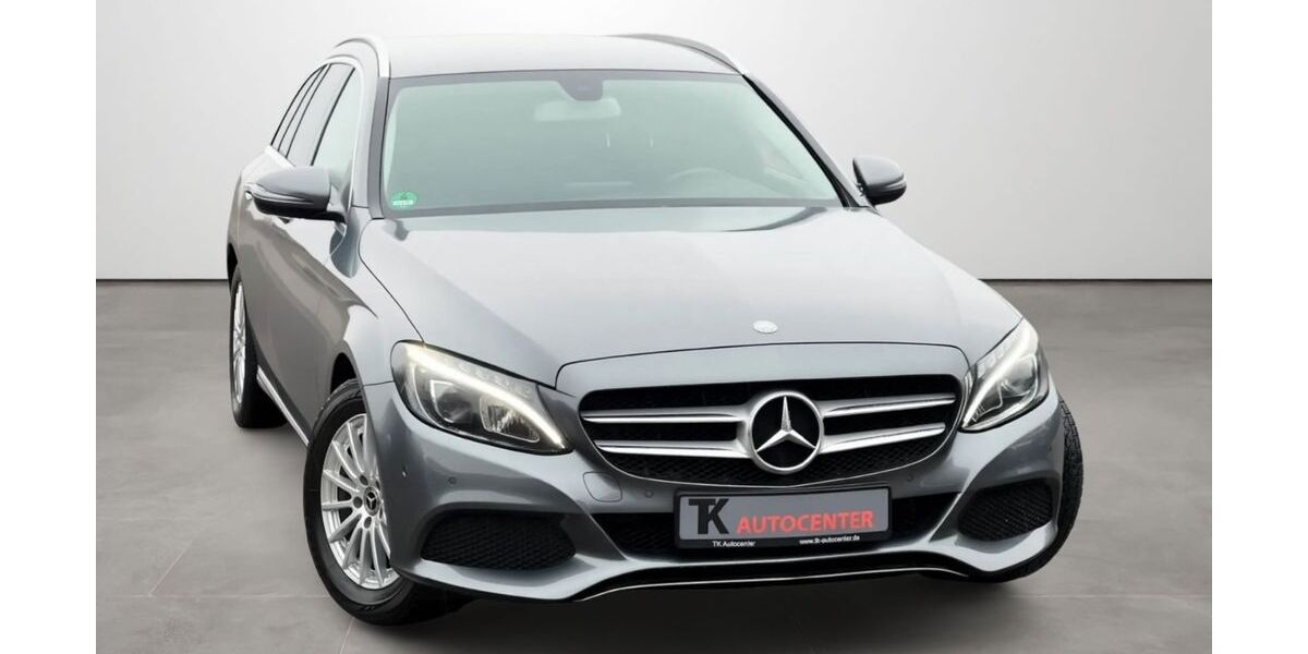Mercedes-Benz C 180 120.000 km 14.990 &euro; Düren 52349