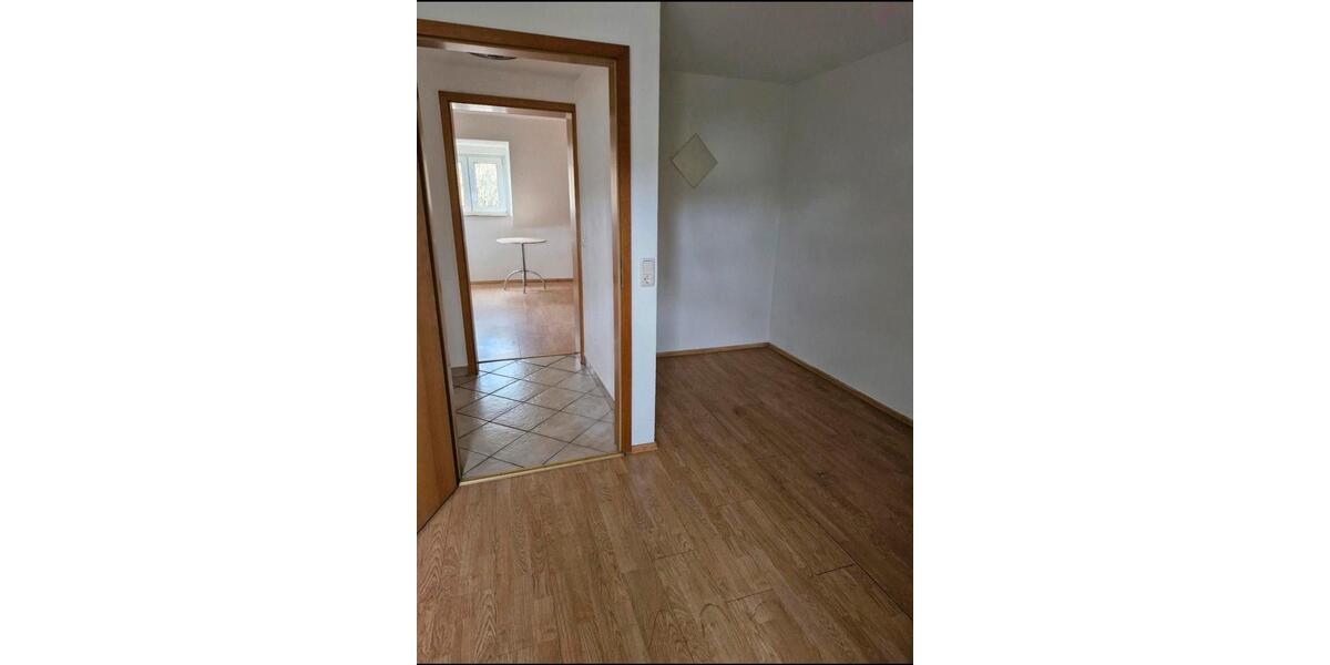Dachgeschoßwohnung Aachen Aachen-Mitte - 3 Zimmer, 49 m&sup2;, 120.000&euro; | Angebot:26892897