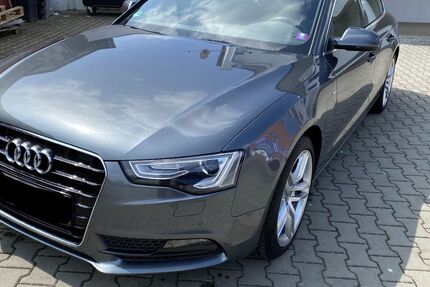 Audi A5 177.000 km 14.000 &euro; Aachen 52070