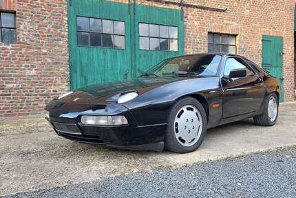 Porsche 928 203.500 km 23.500 &euro; Linnich-Körrenzig 52441