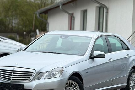 Mercedes-Benz E 200 133.000 km 10.900 &euro; Langerwehe 52379