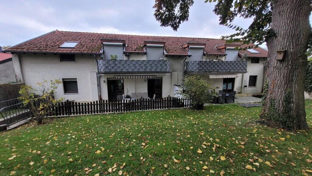 Etagenwohnung Eschweiler / Röhe Röhe - 3 Zimmer, 95 m&sup2;, 179.000&euro; | Angebot:26192139