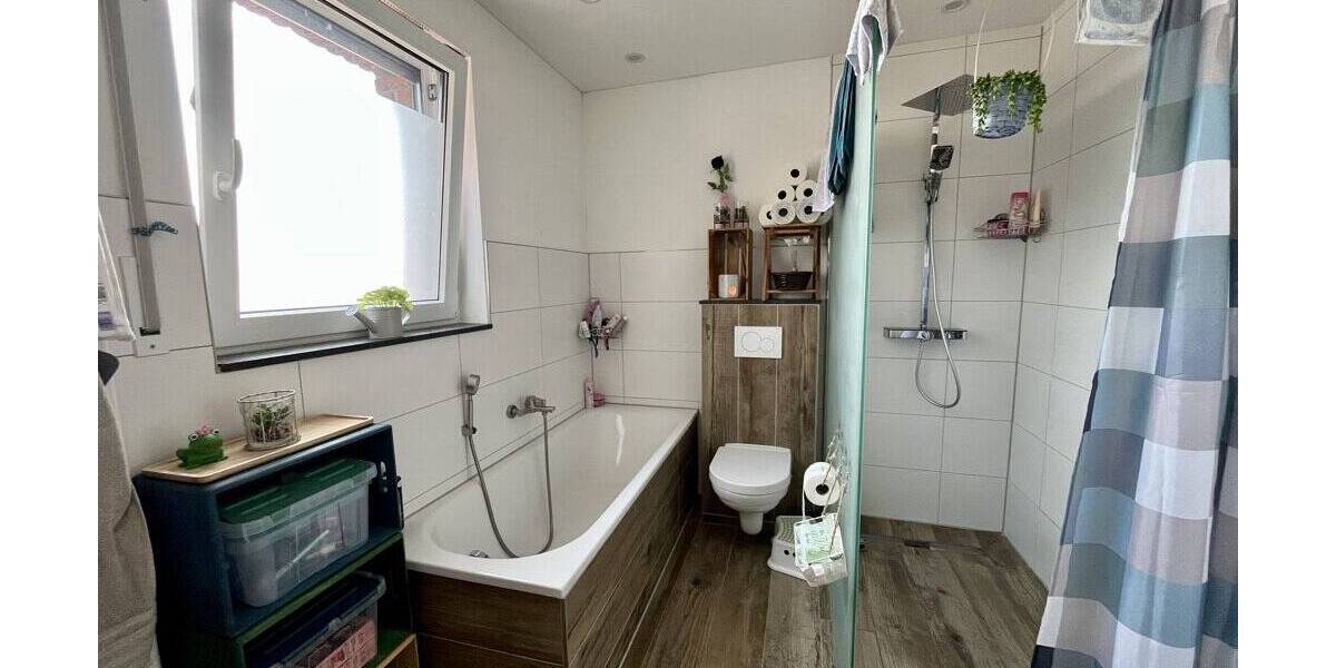 Reihenmittelhaus Stolberg (Rhld.) Münsterbusch - 5 Zimmer, 136 m&sup2;, 268.000&euro; | Angebot:26192162