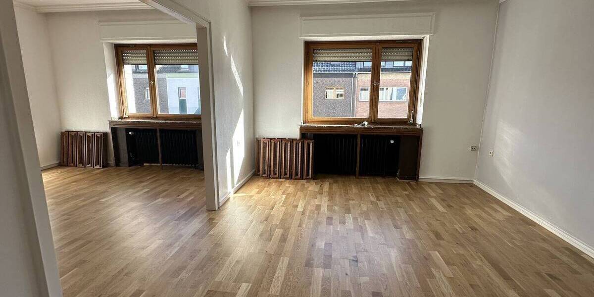 Einfamilienhaus Düren Gürzenich - 7 Zimmer, 178 m&sup2;, 355.000&euro; | Angebot:26190016
