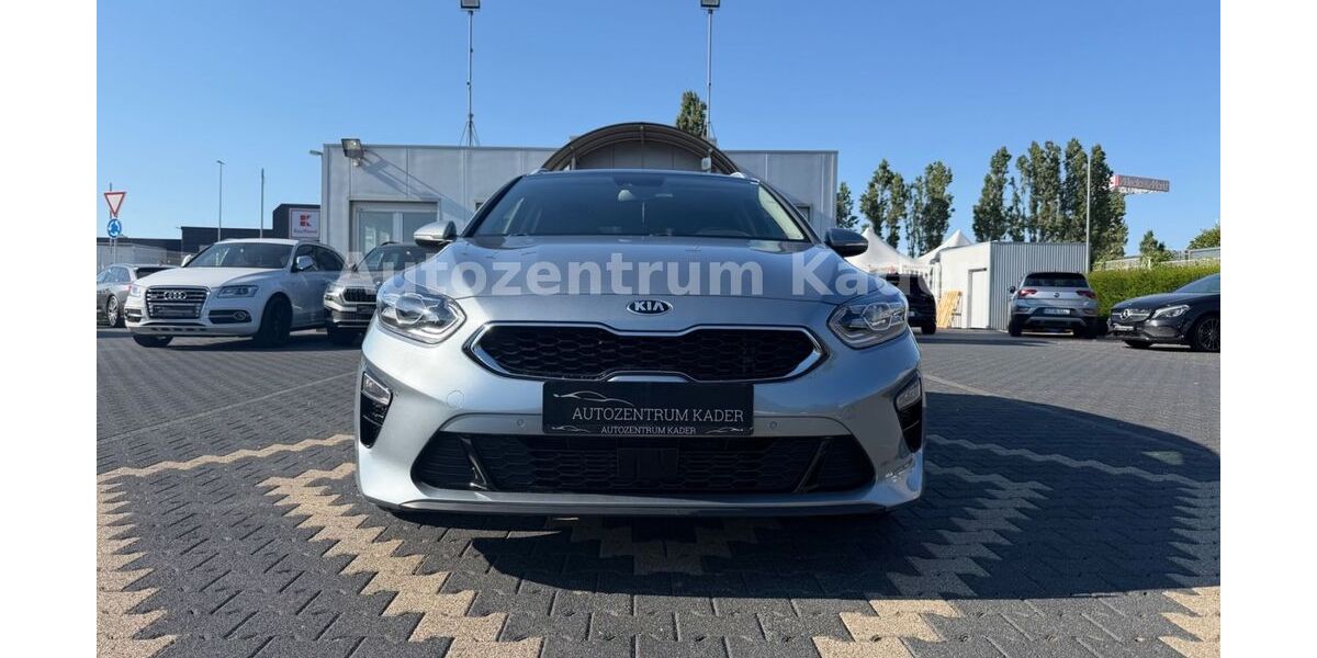 Kia ceed Sportswagon 98.000 km 14.900 &euro; Eschweiler 52249