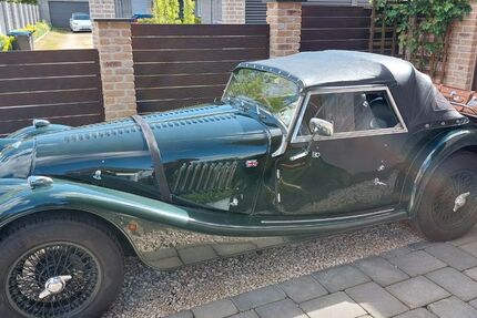 Morgan 4/4 45.000 km 33.900 &euro; Bedburg 50181