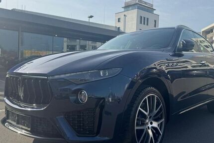 Maserati Levante 11.130 km 61.980 &euro; Eschweiler 52249