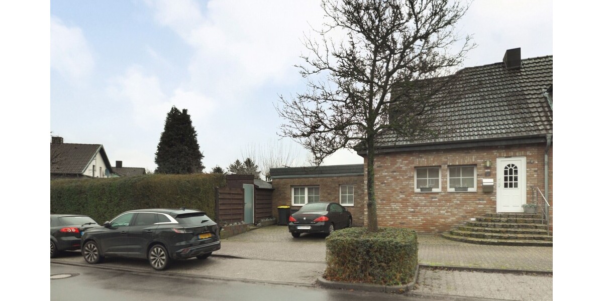 Kohlscheid - Modernes Wohnen mit Pool & Sauna - Reihenendhaus Herzogenrath | Angebot:26197668