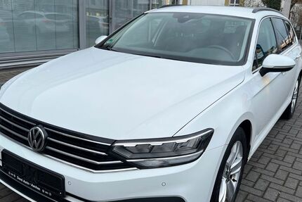 VW Passat Variant 112.700 km 21.900 &euro; Aachen 52078