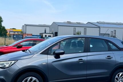 Opel Crossland (X) 81.000 km 7.350 &euro; Düren 52351