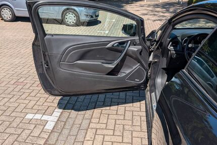 Opel Astra 77.640 km 11.500 &euro; Hoven 52353
