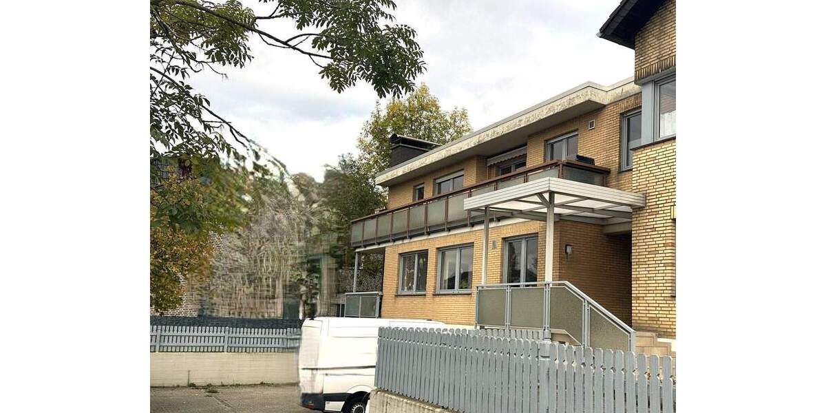 Mehrfamilienhaus, Wohnhaus Niederzier - 8 Zimmer, 274 m&sup2;, 415.000&euro; | Angebot:25692153