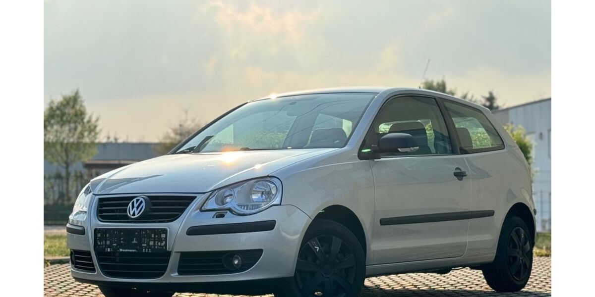 VW Polo 98.000 km 5.499 &euro; Eschweiler 52249