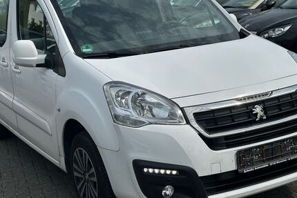 Peugeot Partner 182.000 km 6.400 &euro; Aachen 52070