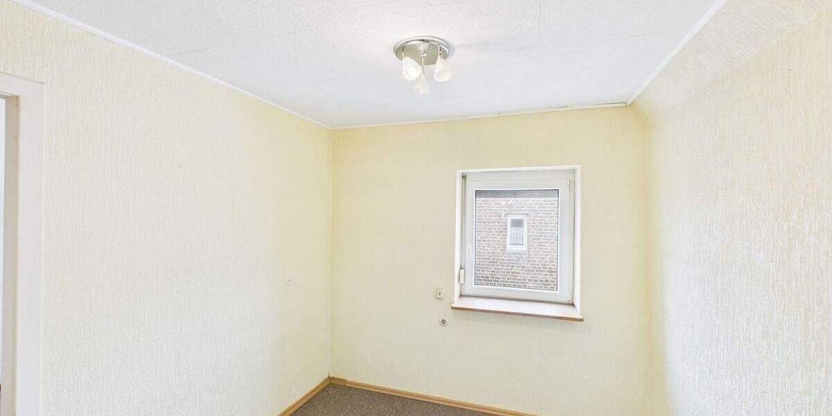 Einfamilienhaus Heinsberg Unterbruch - 8 Zimmer, 180 m&sup2;, 149.000&euro; | Angebot:25662058