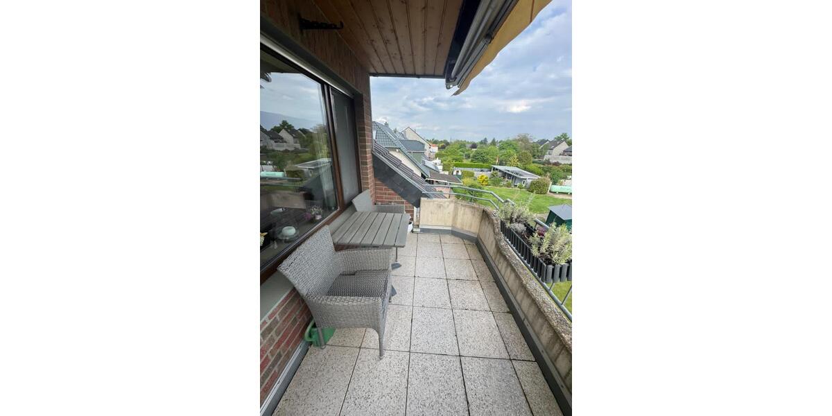 Dachgeschoßwohnung Langerwehe - 3 Zimmer, 85 m&sup2;, 650&euro; | Angebot:26504321