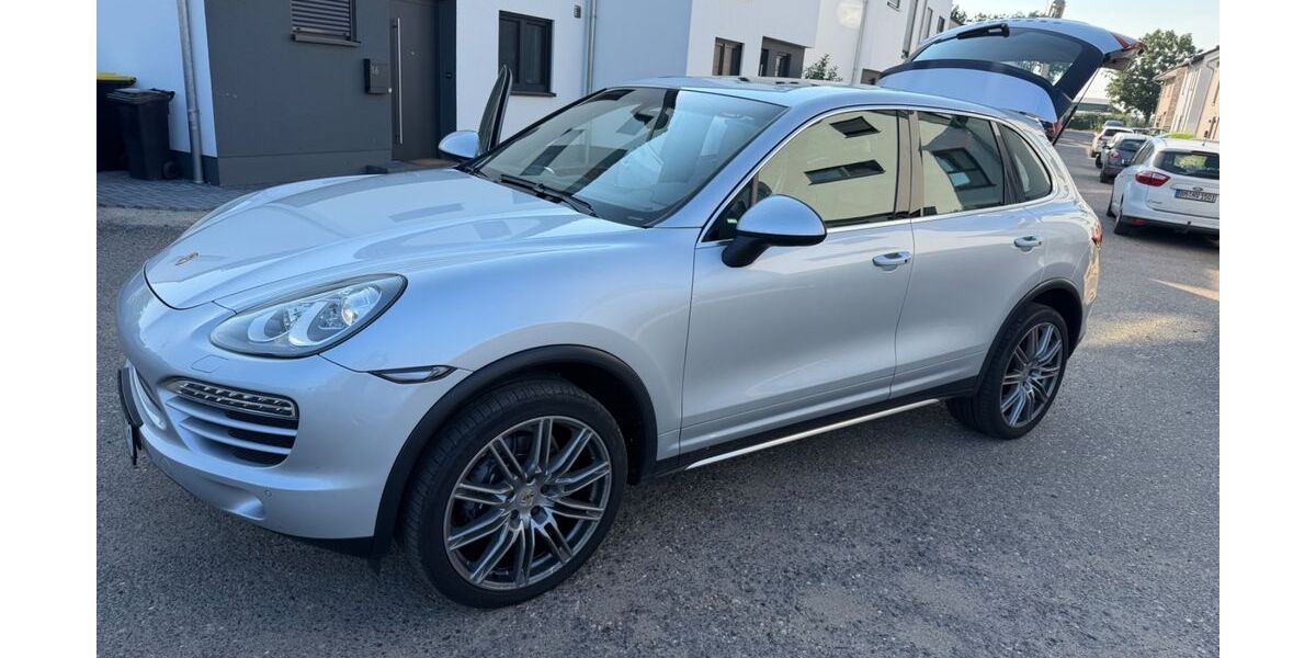 Porsche Cayenne 98.000 km 18.900 &euro; Elsdorf 50189