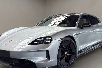 Porsche Taycan 8.000 km 134.400 &euro; Aachen 52068