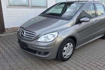 Mercedes-Benz B 150 139.200 km 3.790 &euro; Eschweiler 52249