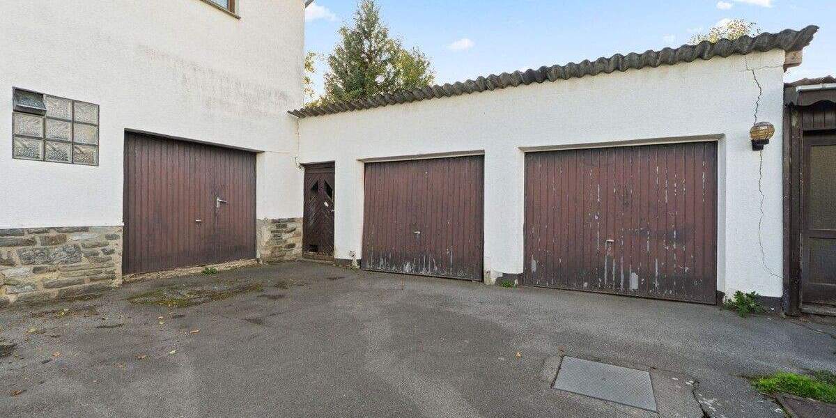 Einfamilienhaus Simmerath Dedenborn - 9 Zimmer, 209 m&sup2;, 229.000&euro; | Angebot:25729503