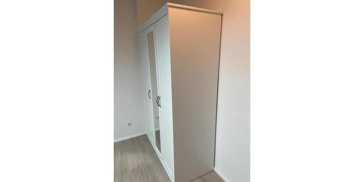 Dachgeschoßwohnung Aachen Aachen-Mitte - 4 Zimmer, 75 m&sup2;, 990&euro; | Angebot:26492799