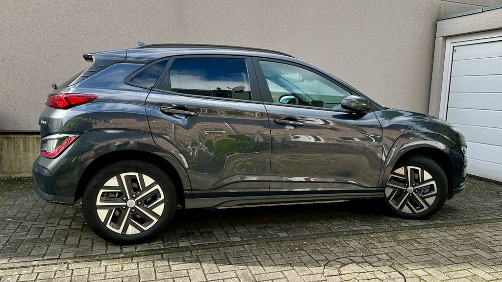 Hyundai KONA Elektro 32.500 km 15.800 &euro; Herzogenrath 52134