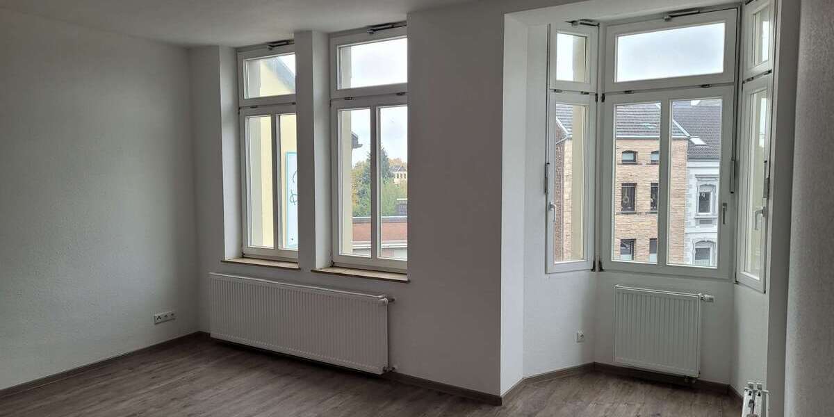 Etagenwohnung Stolberg Büsbach - 2 Zimmer, 74 m&sup2;, 785&euro; | Angebot:24658196
