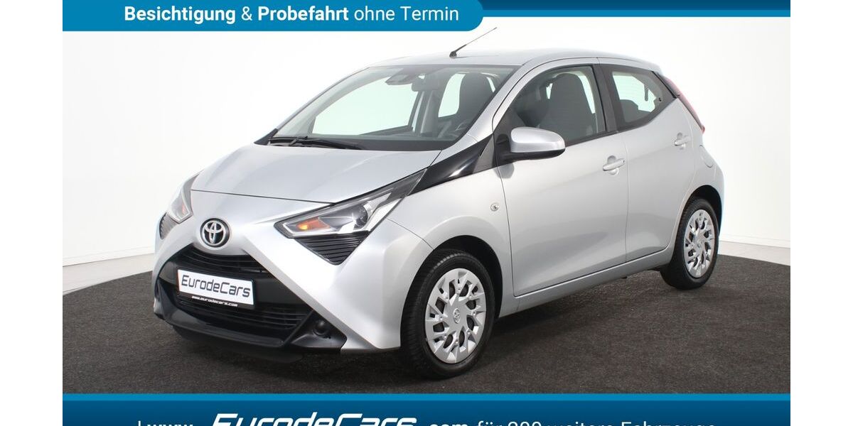 Toyota Aygo (X) 90.000 km 9.400 &euro; Herzogenrath 52134