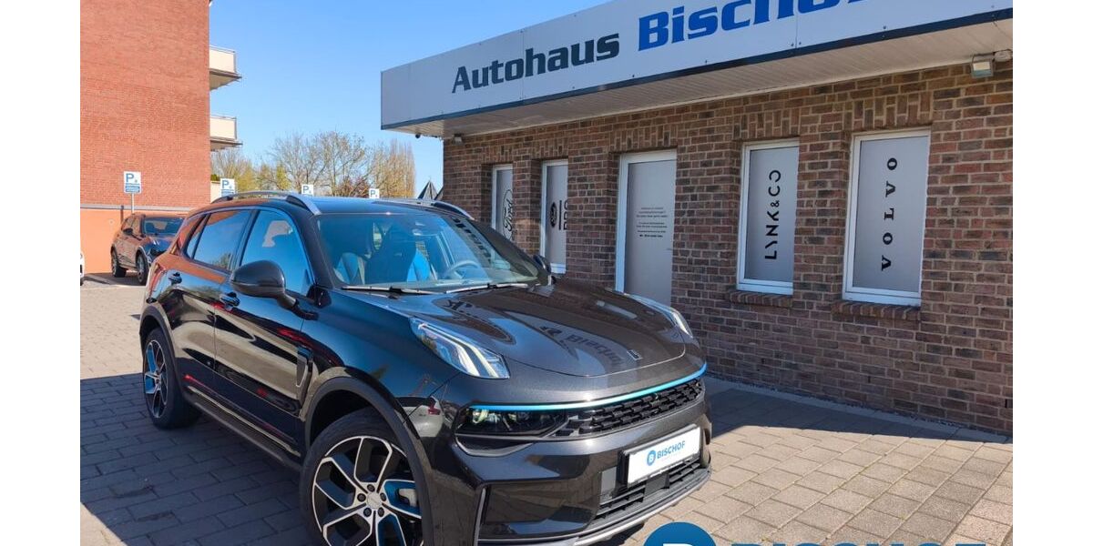 Lynk & Co 01 7.325 km 29.890 &euro; Übach-Palenberg 52531