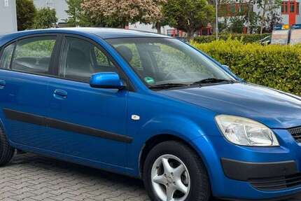 Kia Rio 116.042 km 2.990 &euro; Alsdorf - Aachen 52477