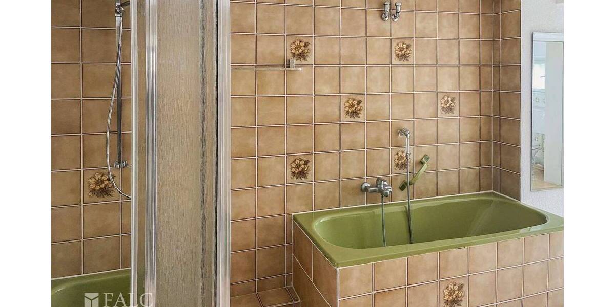 Mehrfamilienhaus, Wohnhaus Eschweiler - 8 Zimmer, 250 m&sup2;, 449.000&euro; | Angebot:25742783