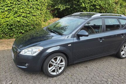 Kia ceed / Ceed 303.500 km 2.000 &euro; Düren 52351