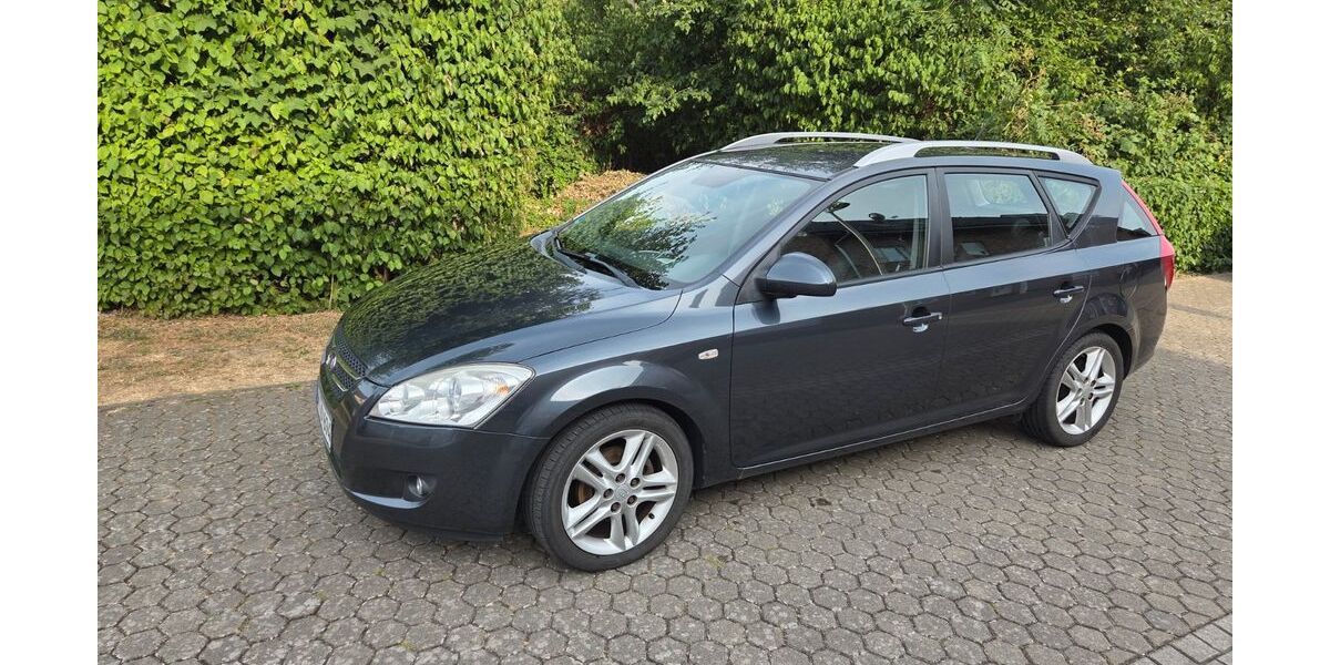 Kia ceed / Ceed 303.500 km 2.000 &euro; Düren 52351