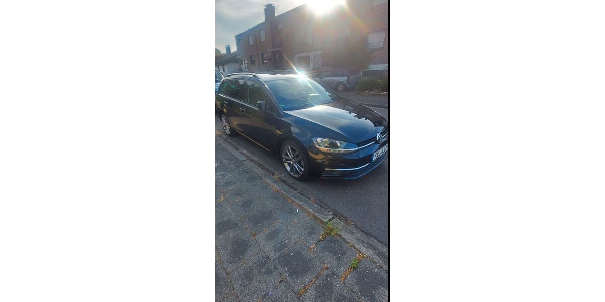 VW Golf 167.000 km 11.800 &euro; Jülich 52428