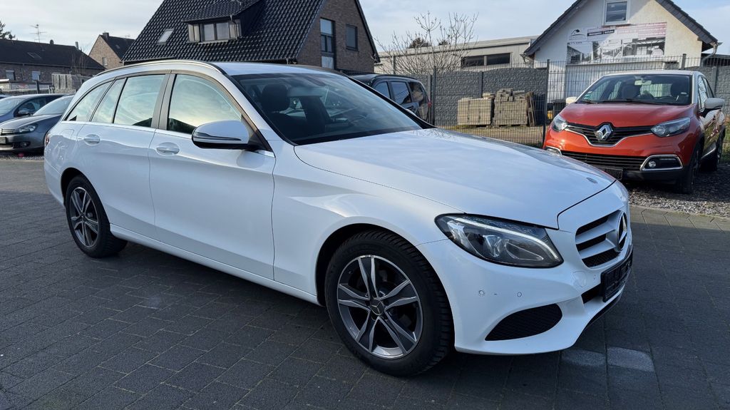 Mercedes-Benz C 180 242.291 km 9.900 &euro; Übach Palenberg 52531