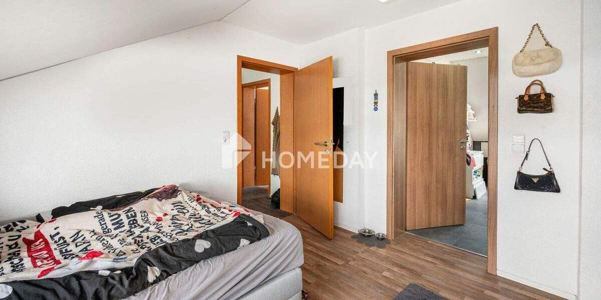 Reihenmittelhaus Würselen - 6 Zimmer, 160 m&sup2;, 399.000&euro; | Angebot:25737605