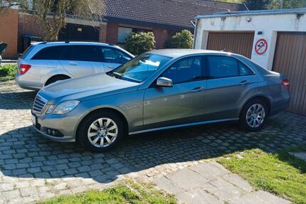 Mercedes-Benz E 220 306.429 km 9.000 &euro; Eschweiler 52249