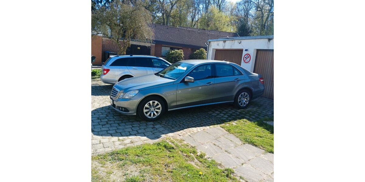 Mercedes-Benz E 220 306.429 km 9.000 &euro; Eschweiler 52249