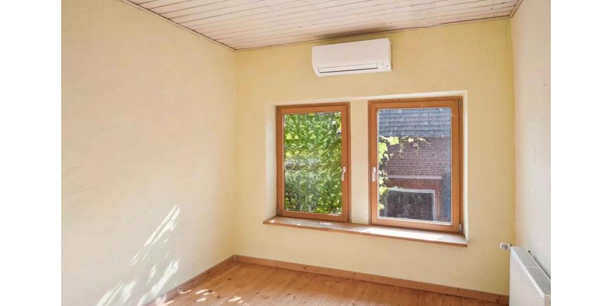 Einfamilienhaus Nideggen - 10 Zimmer, 290 m&sup2;, 399.000&euro; | Angebot:26423540