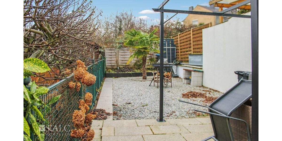 Reihenmittelhaus Eschweiler Röthgen - 3 Zimmer, 129 m&sup2;, 279.000&euro; | Angebot:25683275