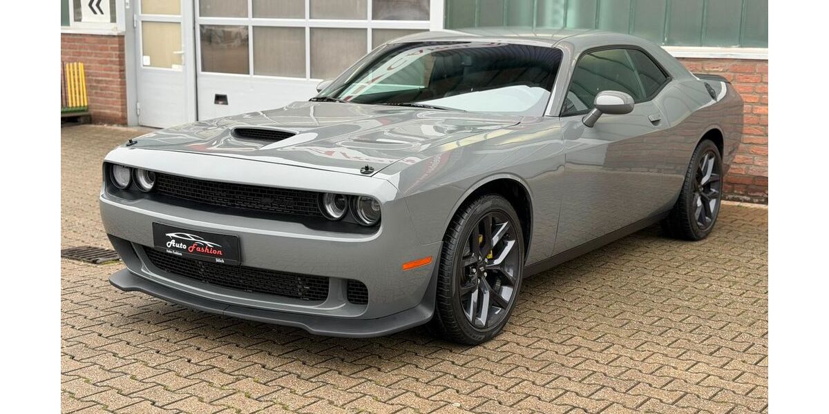 Dodge Challenger 35.200 km 25.950 &euro; Jülich 52428